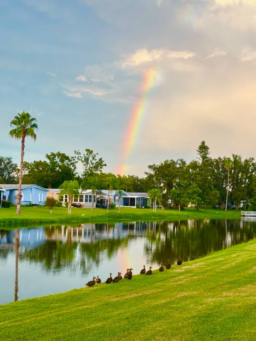 8108 Lakeview Dr N a Ellenton, FL Mobile or Manufactured Home for Sale